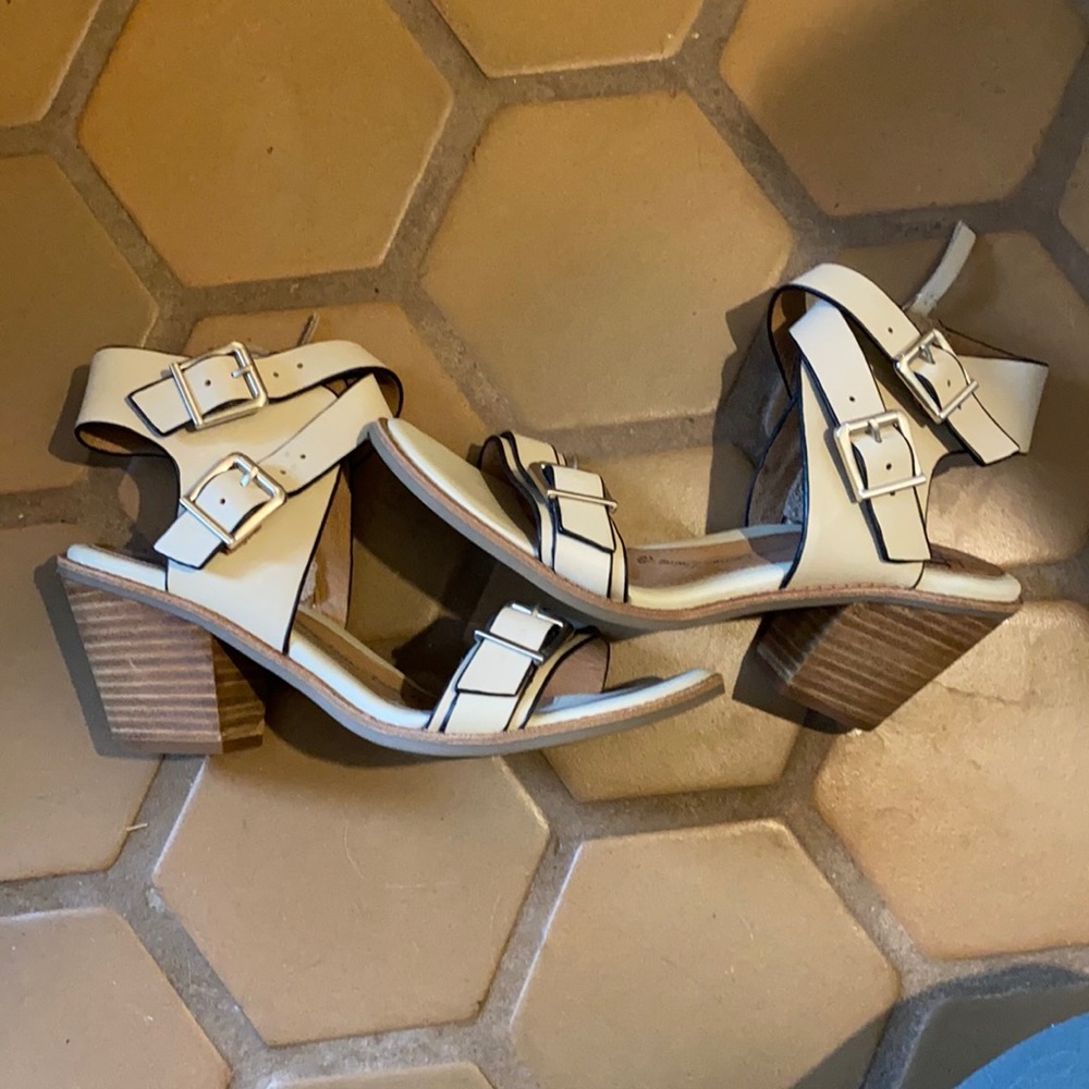 Sofft Sandles